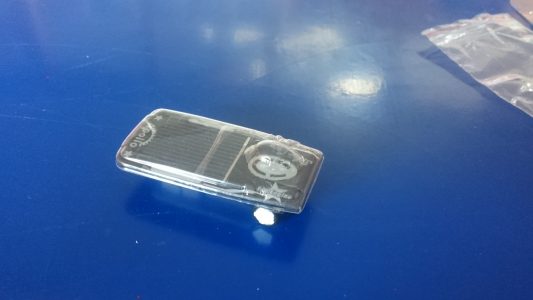 Im Inneren gab es eine Magnesiumplatte, die in Verbindung mit der Salzwasserlösung Wärme erzeugte....